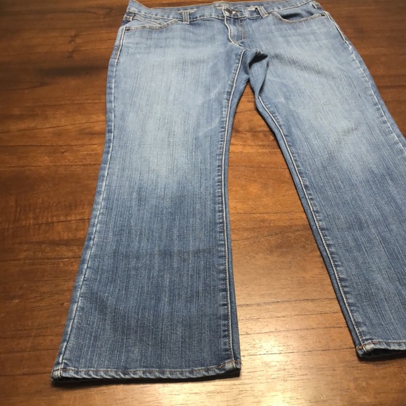 Old Navy The Diva Jeans 12 Short - Picture 7 of 12